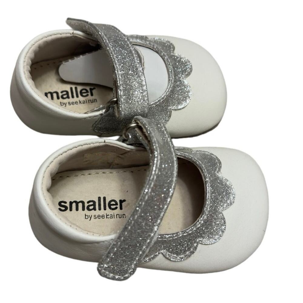 Girls Smaller by See Kai Run White Mary Jane Shoes, Size 0-6 months